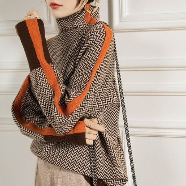 Birgit | Pull à col montant avec des rayures saisissantes